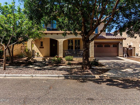 3rd image of 15456 W CORRINE Drive