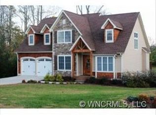 238 Vista Falls Rd, Mills River, NC 28759