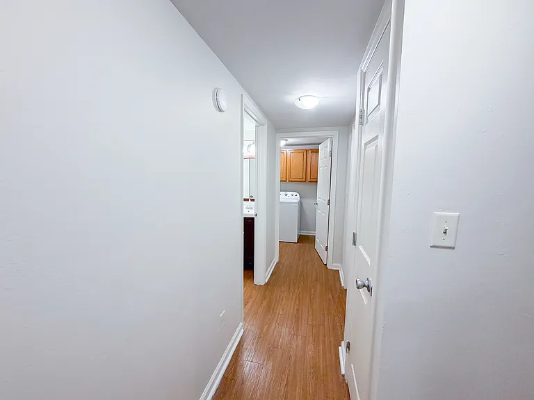 1666 Mayhew St — Photo 15
