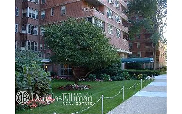Sold by Douglas Elliman | media 7