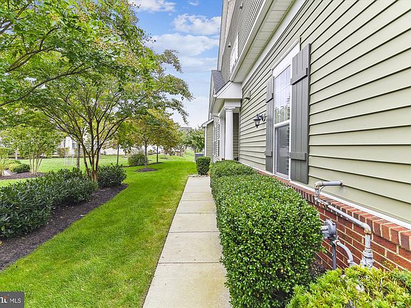 5th image of 3088 Woodchuck Way