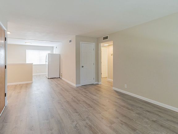 5th image of 1728 E Broadway APT B