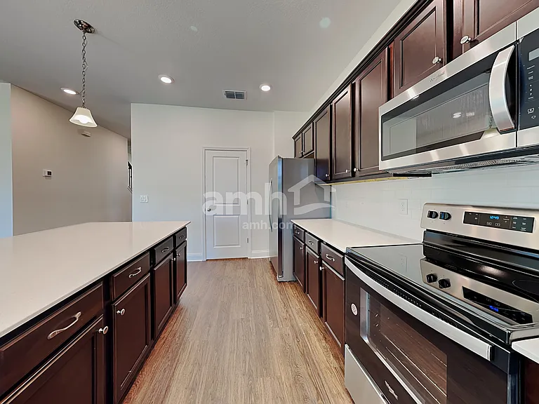 918 Summer Stone Loop — Photo 6