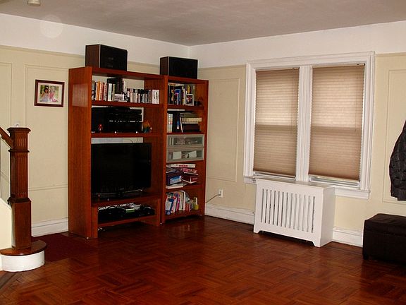 4th image of 9301 69th Ave