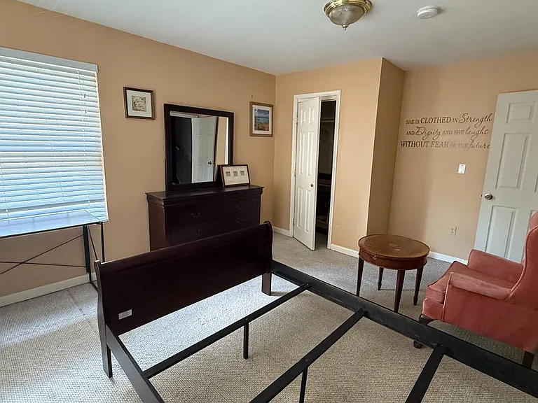 5212 Astor Pl SE — Photo 13