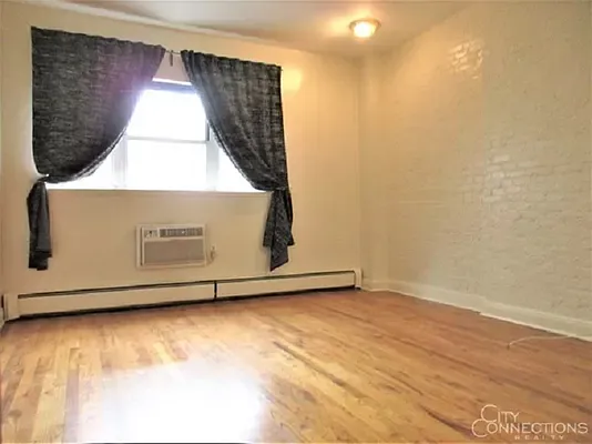 Rented by City Connections Realty | media 14