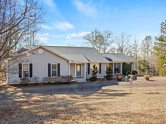 2nd image of 132 Englewood Dr