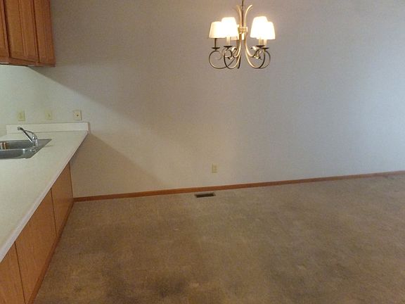 5th image of 6305 Oak Crest Ln #39