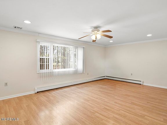 3rd image of 93 Guadalajara Drive
