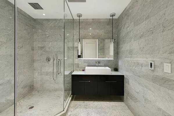 Sold by Compass | media 22