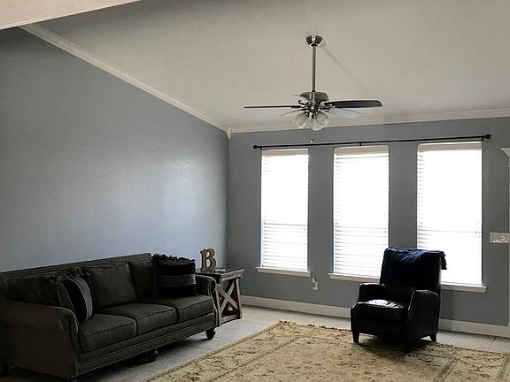3rd image of 10506 E County Road 104