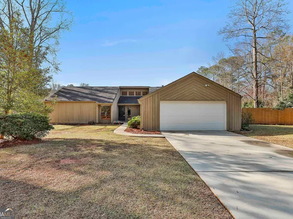 204 Broken Bit Way, Peachtree City, GA 30269