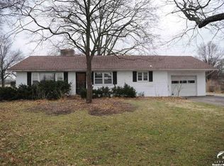 801 W 21st St, Lawrence, KS 66046