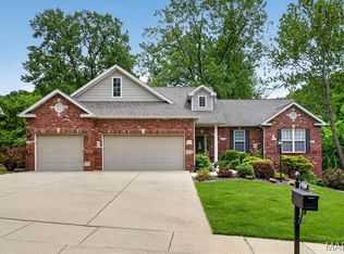 6237 Timberwolfe Dr, Glen Carbon, IL 62034