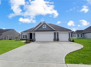 923 Reeder Cir, Dayton, OH 45458