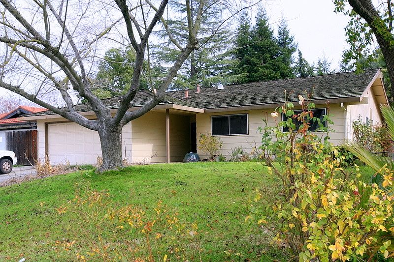 1st image of 4552 Olivegate Dr