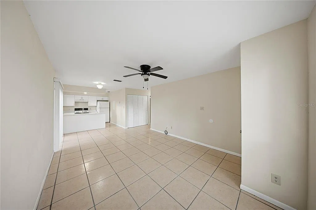 5335 SE 28th Ln — Photo 3