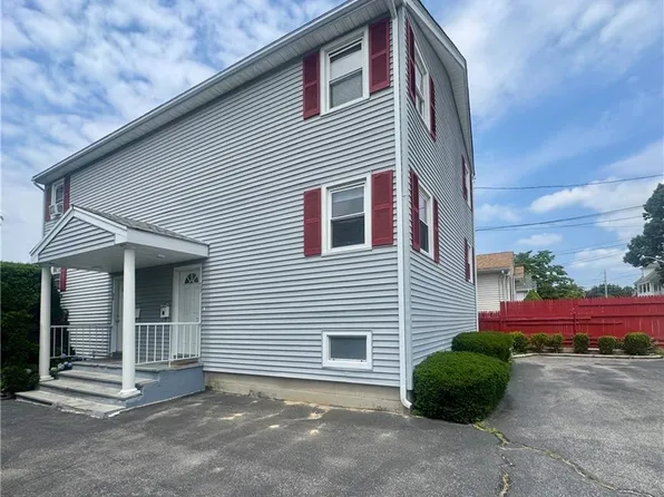 37 Harmony Dr, Providence, RI 02909