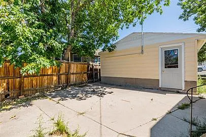 2 bed, 1200 sqft, $995 — Photo 4