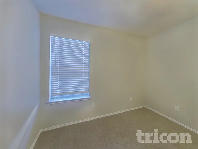 10712 Braemoor Dr — Photo 10