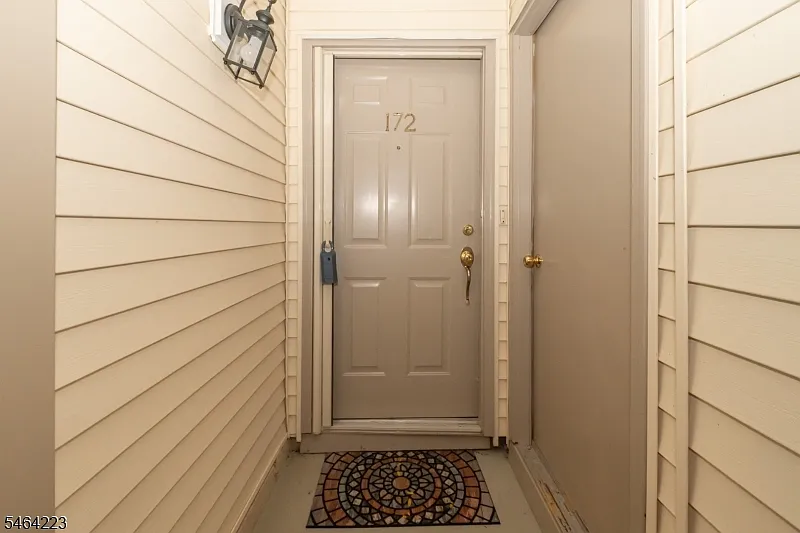 1 bed, 1.0 bath, $2,300 — Photo 1