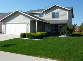 6411 Robinson Dr, Pasco, WA 99301