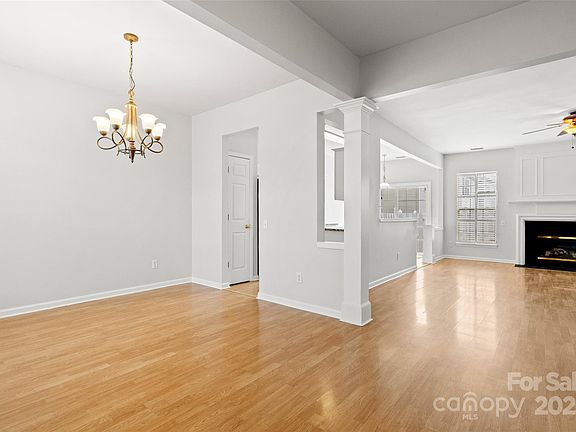 5th image of 8240 Gossomer Bay Dr