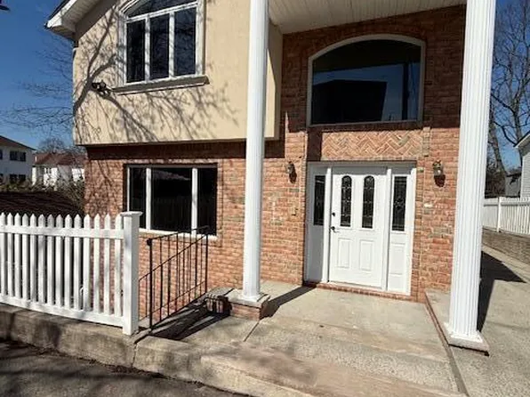99 Excelsior Ave, Staten Island, NY 10309