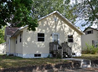 1910 Caledonia St, La Crosse, WI 54603