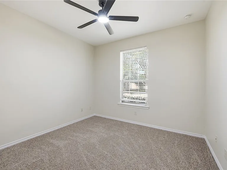 3840 Oldenburg Ln — Photo 12