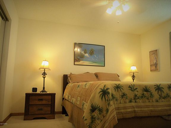 5th image of 840 Center Ave APT 61