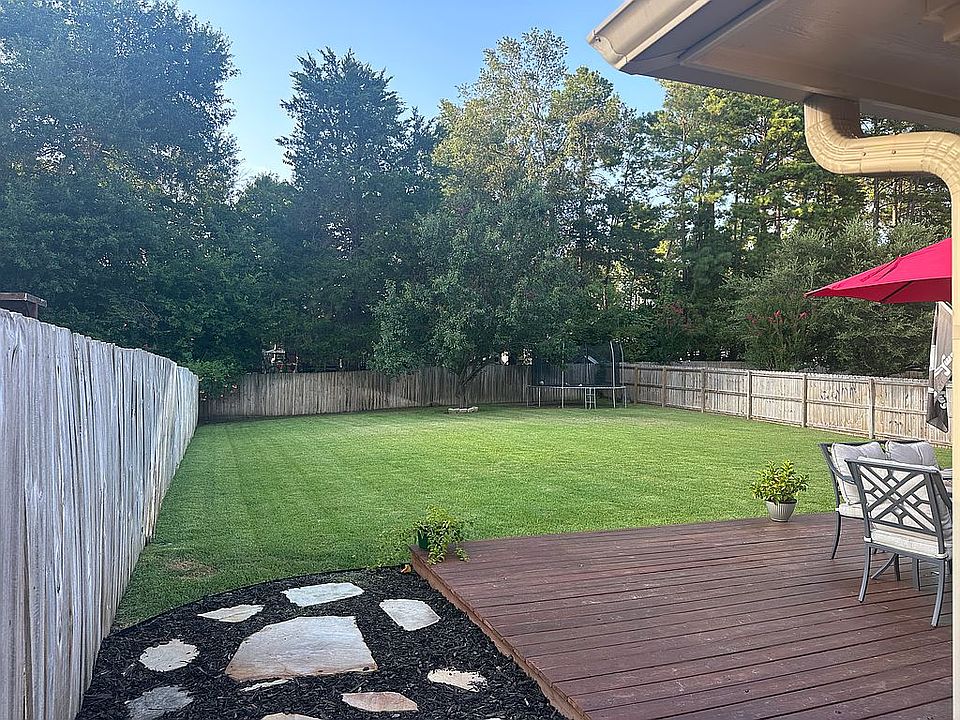 2nd image of 116 Maggie Cir