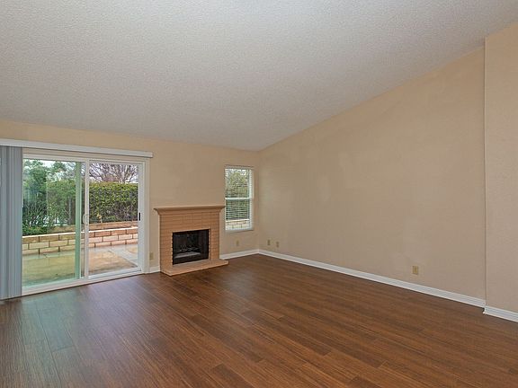 2nd image of 924 Ashton Ct