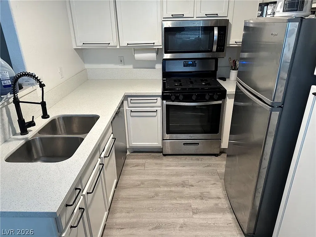 2 bed, 2.0 bath, 1020 sqft, $1,475 — Photo 1