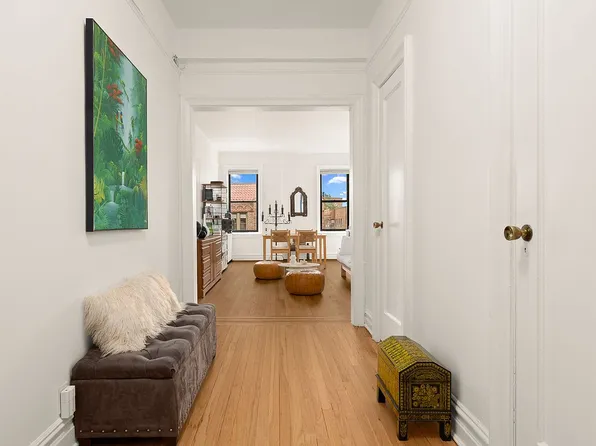 83-10 35th Ave APT 6K, Jackson Heights, NY 11372