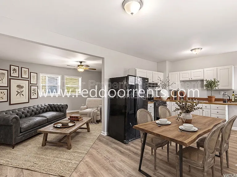 3207 N Arsenal Ave — Photo 2