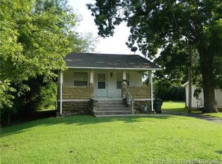 1310 W Exchange St N, Collinsville, OK 74021