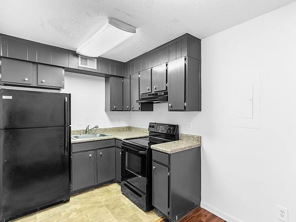 5th image of 1608-1620 14th Ave S #2W