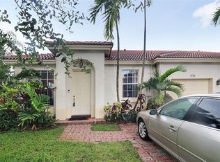 Walnut Creek, Pembroke Pines, FL 33024