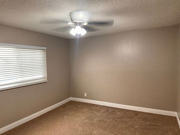 5th image of 1413 N Spurgeon St APT 9