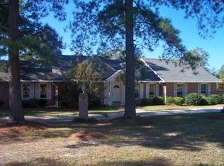 161 W Willow Creek Ln, Mc Rae, GA 31055