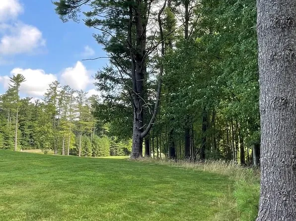 1210 Edward Dr, Daniels, WV 25832