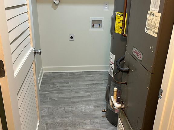 4th image of 6105 Julie Kays Way #2