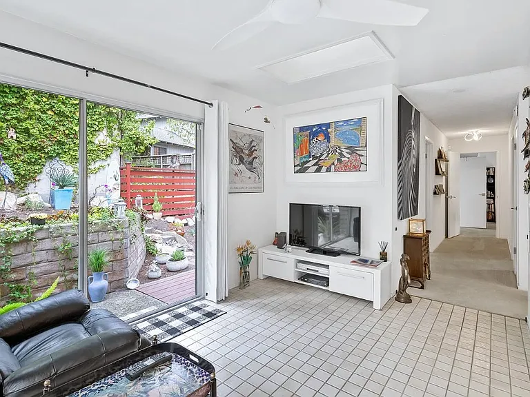 24686 Handley Dr — Photo 12