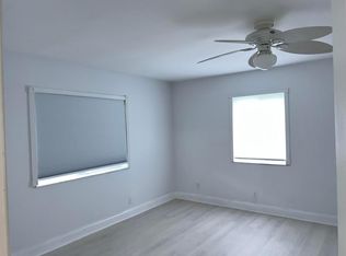 6818 La Porte Ct, Bridgeview, IL 60455