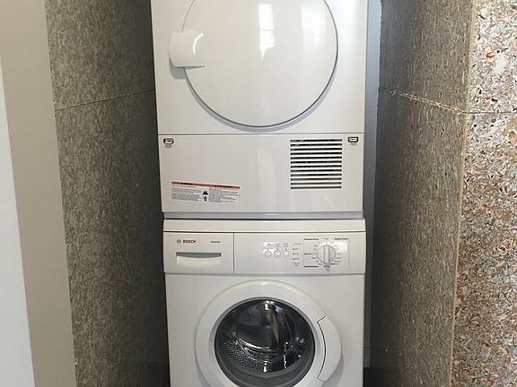 2nd image of 218 6th Ave Unit 411
