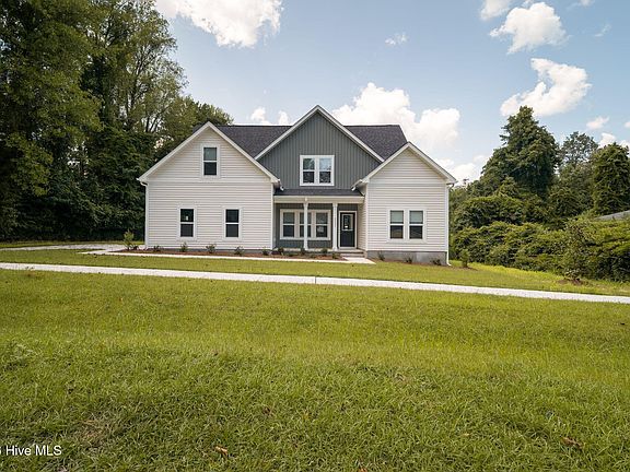 3rd image of 2223 Greenwood Court