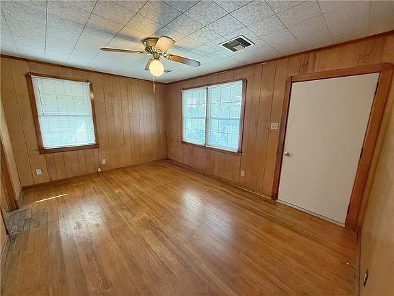 4th image of 122 Destrehan Dr