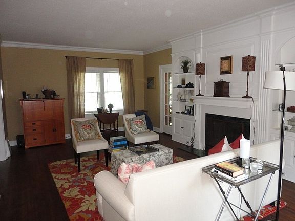 Gas Fireplace and Built-ins~