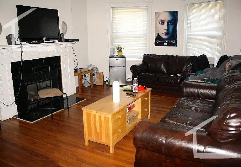21 Saint Lukes Rd #3 — Photo 10